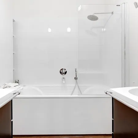 Le Marais & Place De La Republique - 3Br - Flat Apartment *