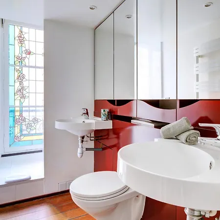 Le Marais & Place De La Republique - 3Br - Flat Apartment *