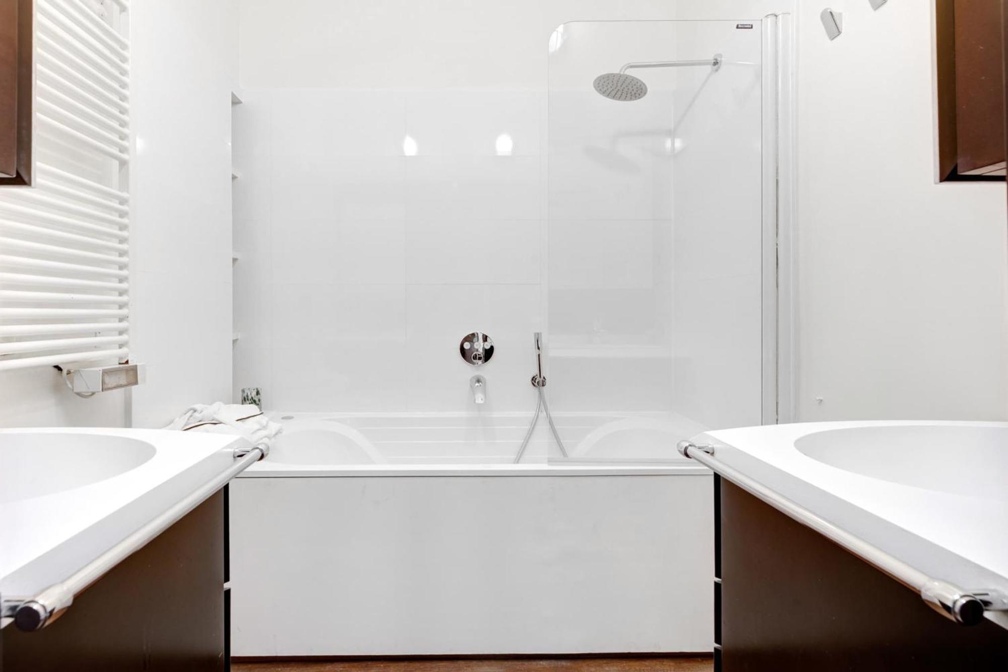 Bnbnova - Le Marais & Place De La Republique - 3br Appartamento *