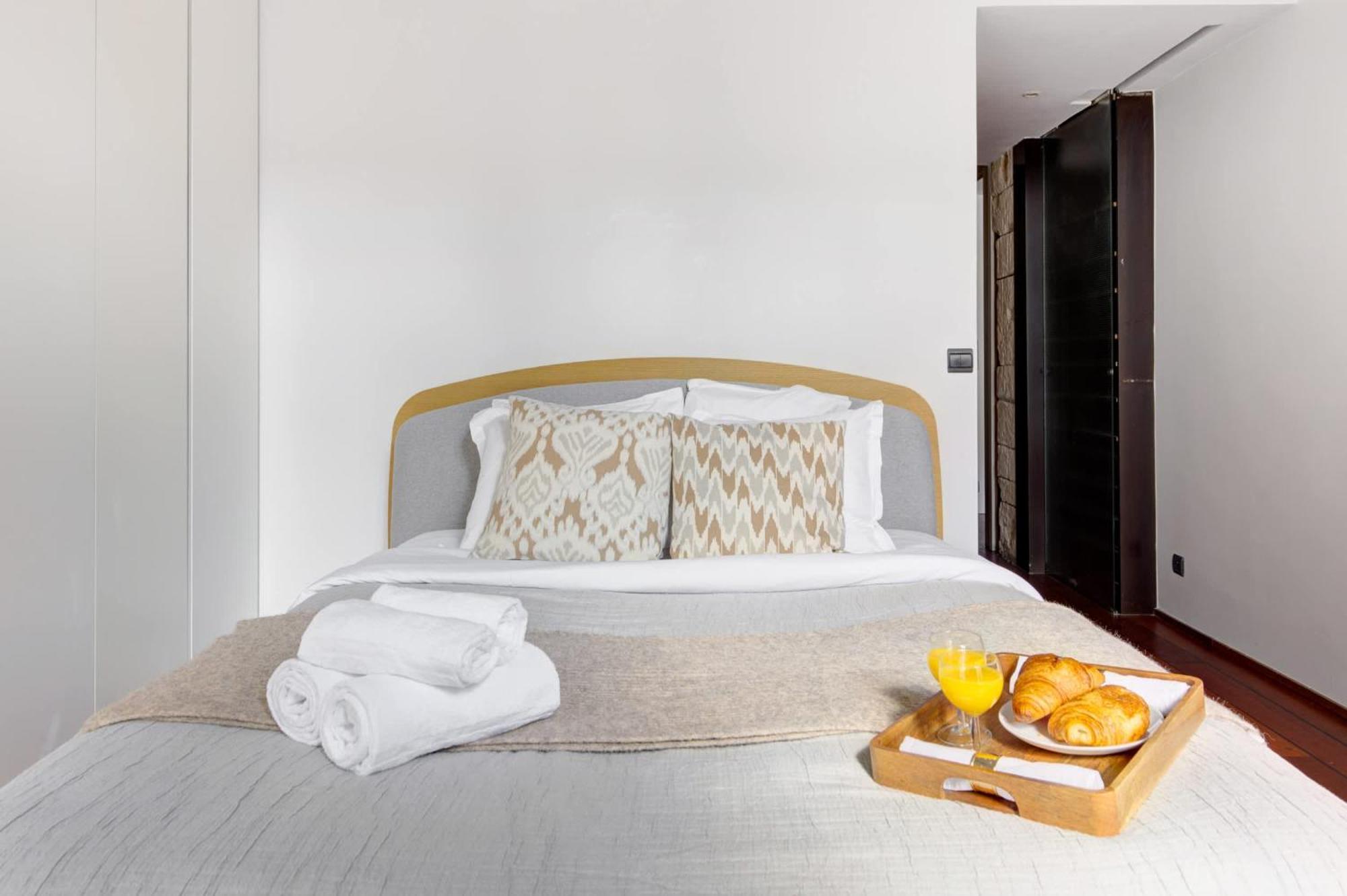 Bnbnova - Le Marais & Place De La Republique - 3br Appartamento Parigi