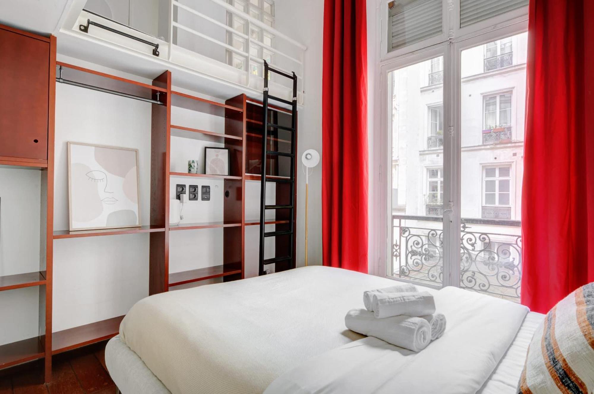 Bnbnova - Le Marais & Place De La Republique - 3br Parigi
