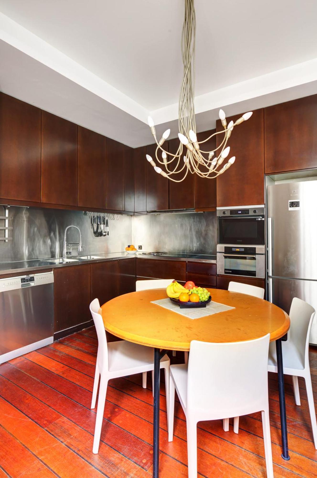 Appartamento Bnbnova - Le Marais & Place De La Republique - 3br Parigi